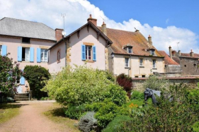 Maison de 2 chambres avec jardin clos et wifi a Souvigny